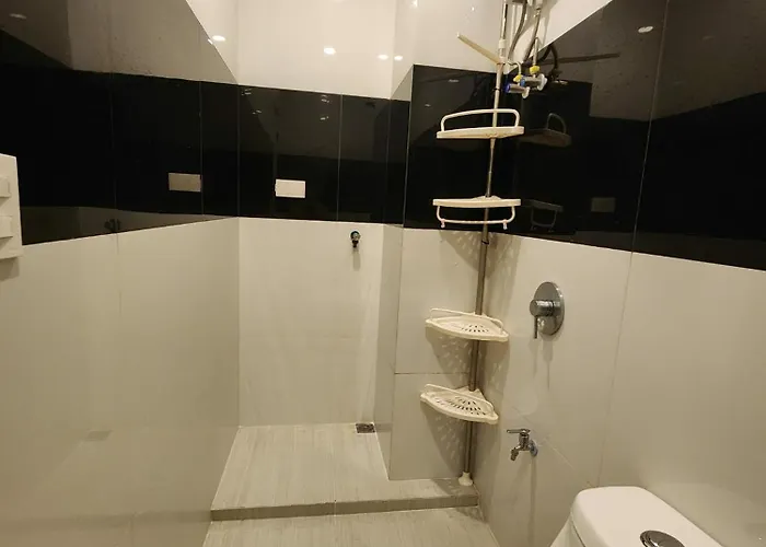 Hairam's Place At Victoria De Morato Aparthotel